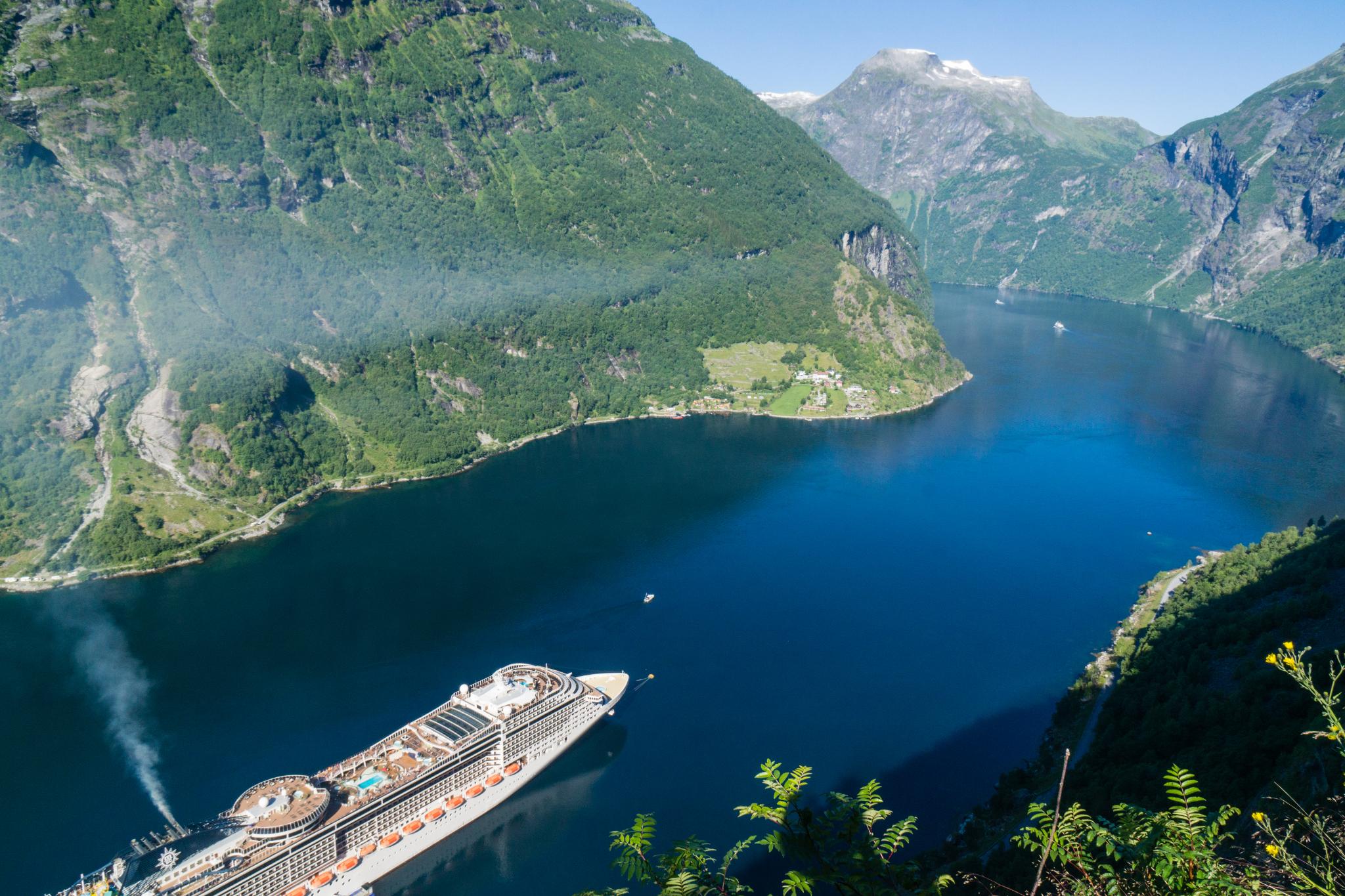 北歐景點 蓋倫格峽灣健行 Vesterasfjellet與losta觀景台 旅行足跡 北歐景點 蓋倫格峽灣健行 Vesterasfjellet與losta觀景台 旅行足跡
